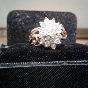 Diamond Cluster Ring Sz 6.3/4
